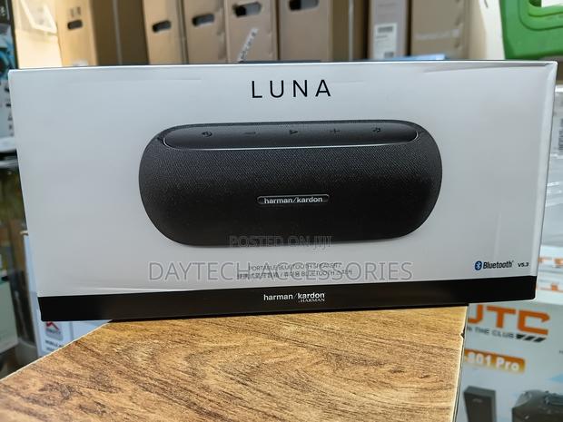 This Is a Harman Kardon Luna Portable Bluetooth Speaker in Black.