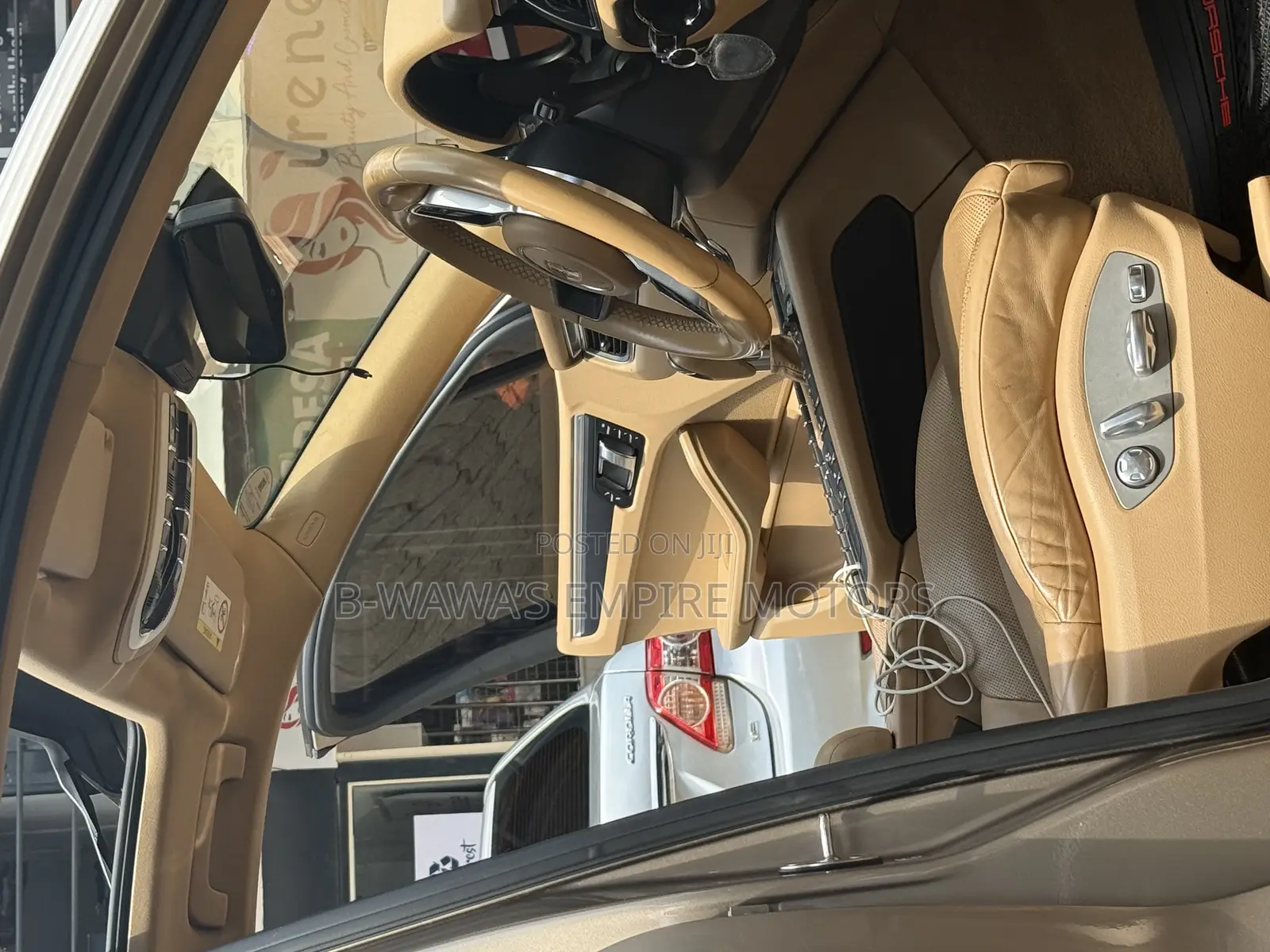 Porsche Macan Turbo 2017 Beige