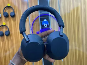 Sony Xm5 on Offer