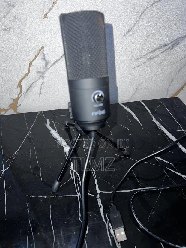 Podcast Mic - thumbnail 4