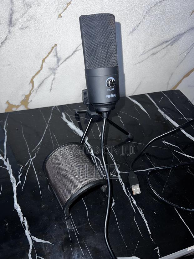 Podcast Mic - thumbnail 6