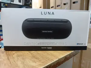 Harman Kardon Luna Bluetooth Speaker - Black Ip67 Waterproof.