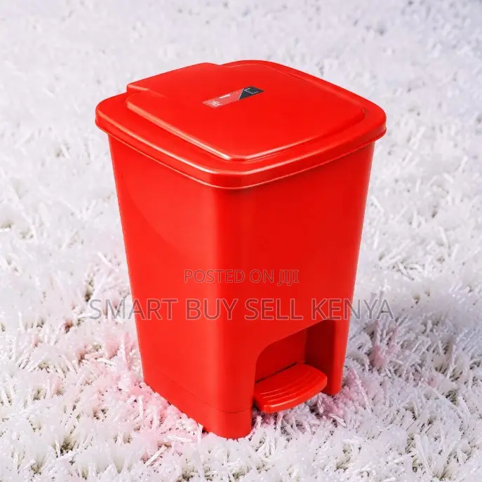 Easy Cleaning 30 Litres Hard Plastic Step Pedal Waste Garbage Dust Bin