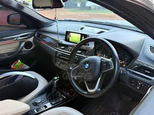 BMW X1 xDrive28i AWD 2016 Burgundy
