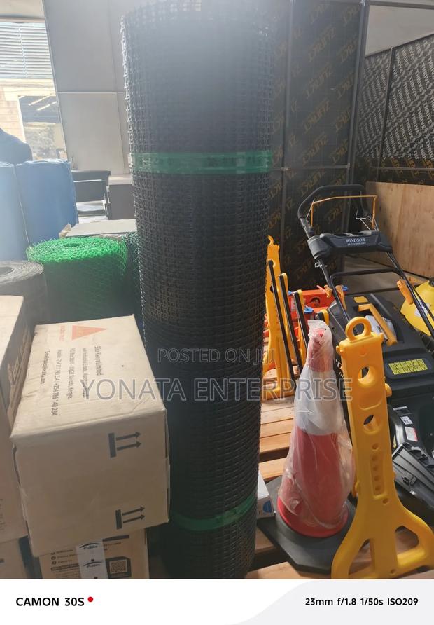 Geogrid Plastic Mesh For Soil Stabilization - thumbnail 2