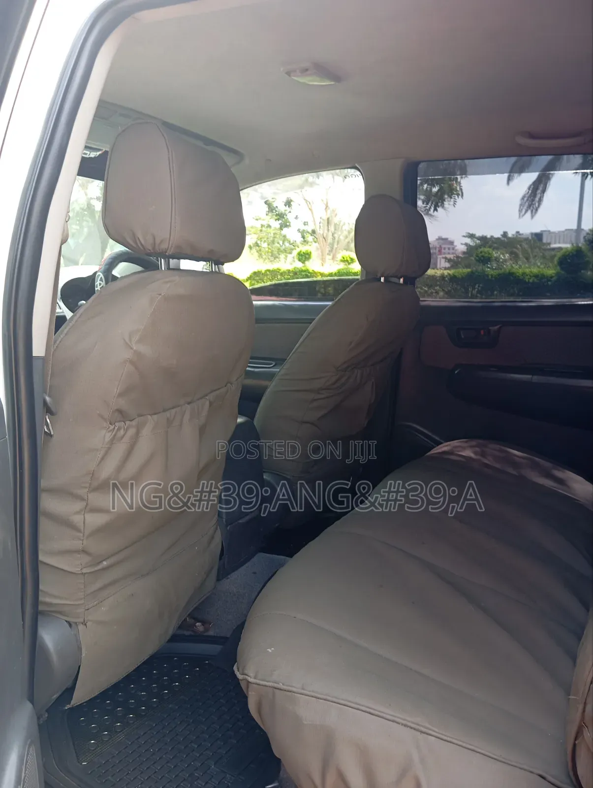 Toyota Hilux 2013 White