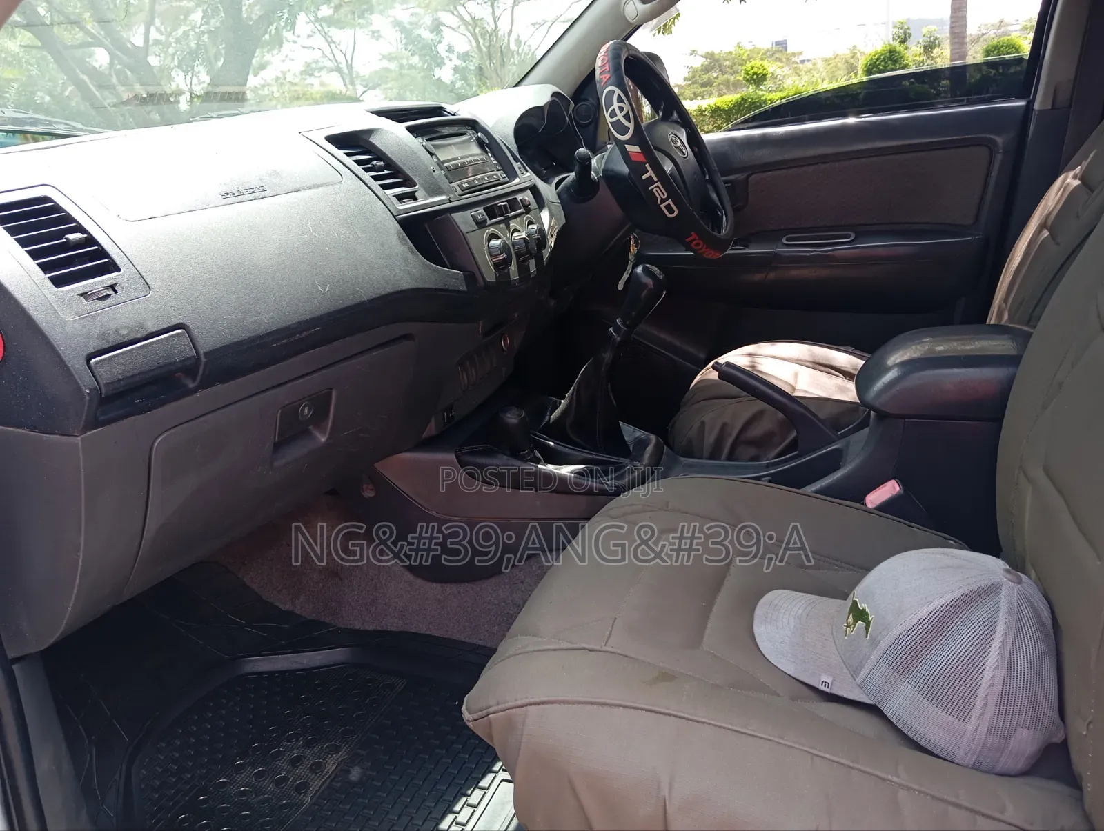 Toyota Hilux 2013 White