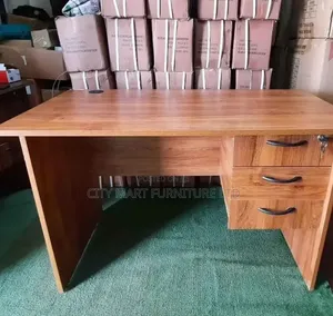 Safe Modern Office Desk/Study Table Offers