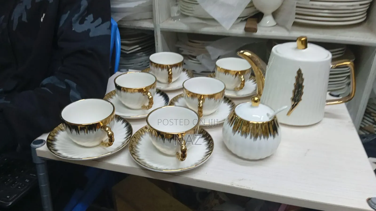 Tea Pot Set Gold Ceramic