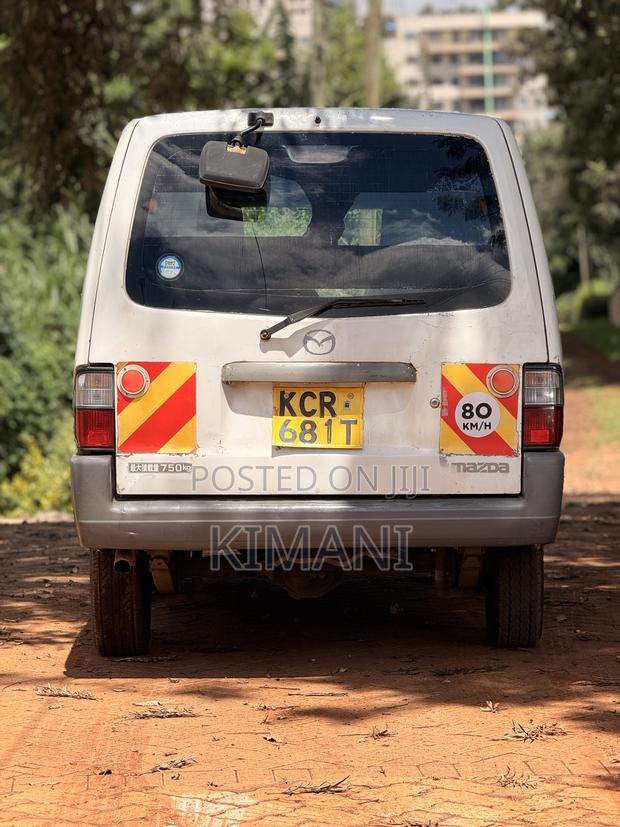 Mazda Bongo 2013 White - thumbnail 6