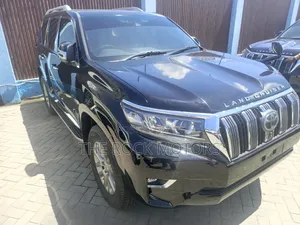 Toyota Land Cruiser Prado 2019 Black