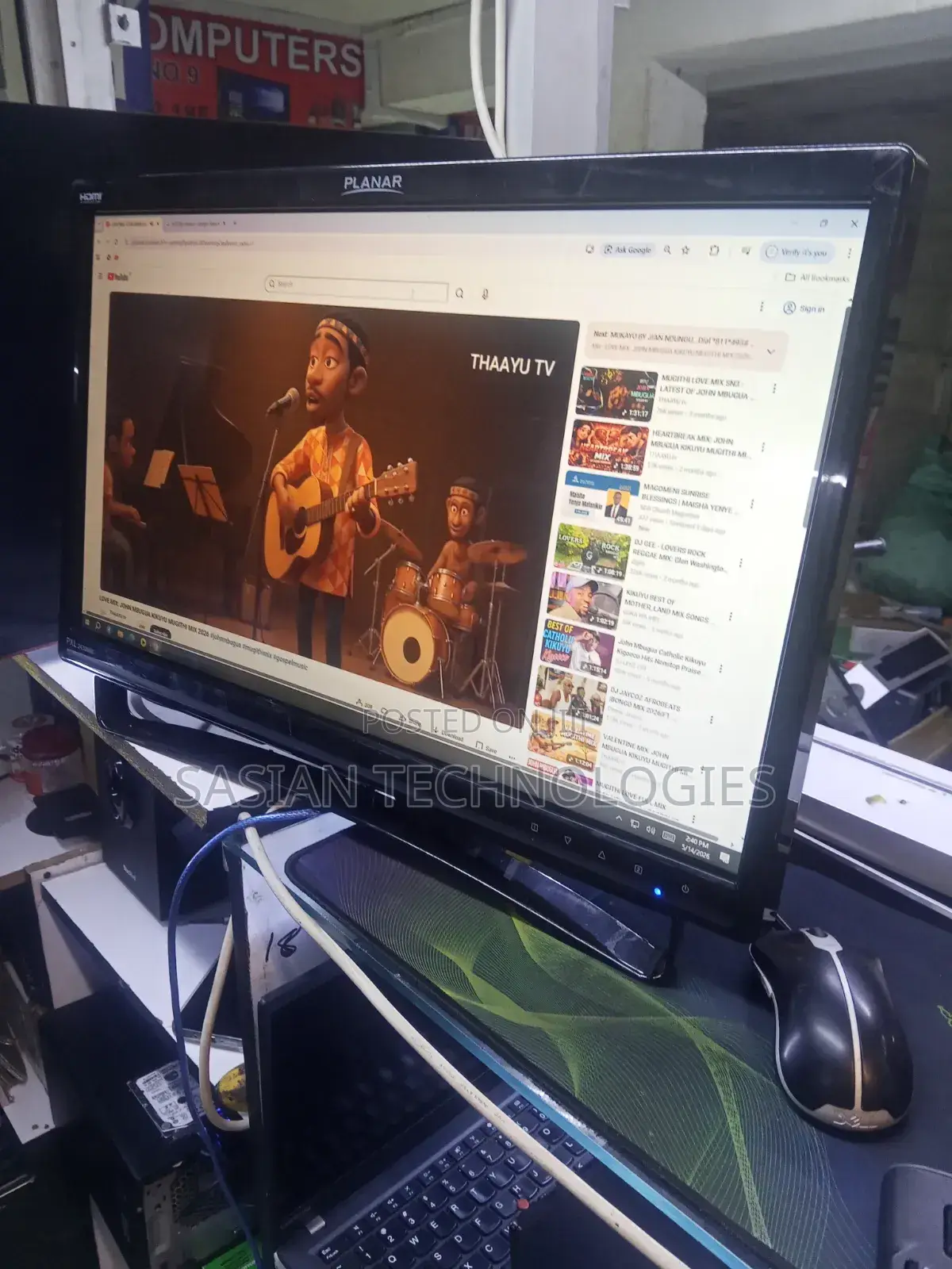 24 Inches Planar Glossy Monitor With Hdmi Port