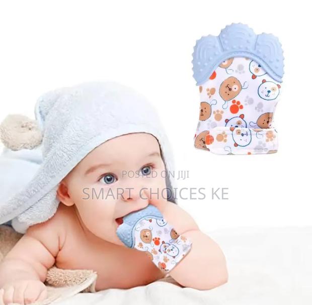 Baby Teething Mitten
Teething Glove for Babies - thumbnail 3