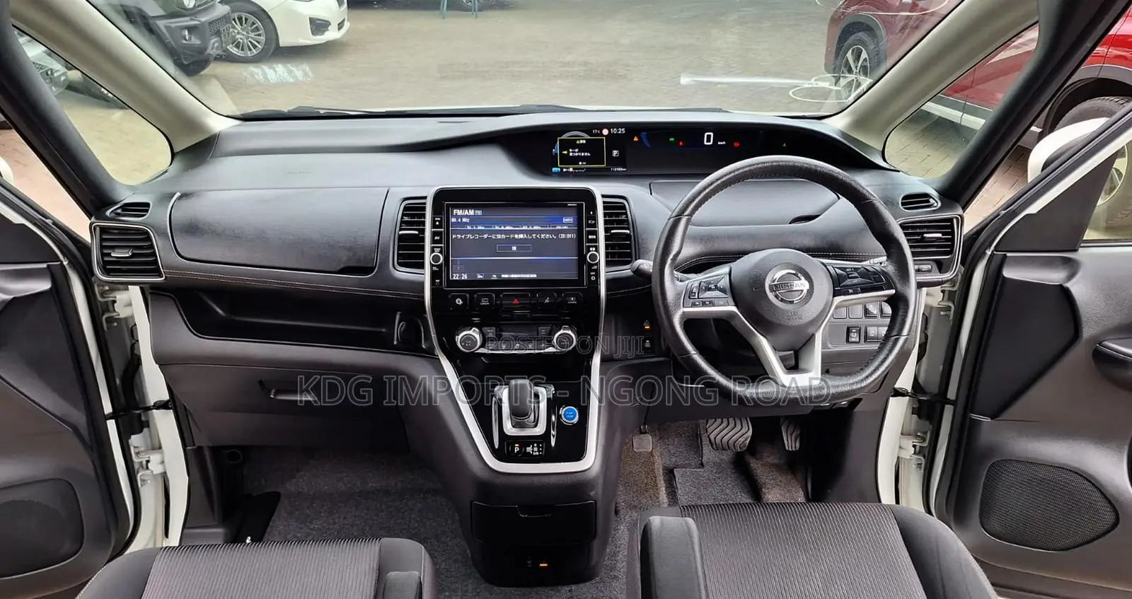 Nissan Serena 2019 Pearl