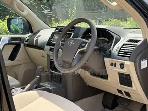 Toyota Land Cruiser Prado 2.8 2021 Black