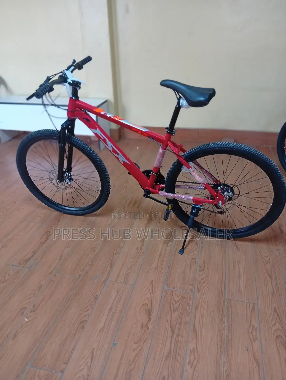 FSX Mountain Bike 26-Inch Wheels, Gear Shifters, and Disc Brakes.