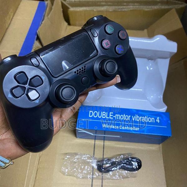 Wireless Ps4 Controller With Rechargeable Battery and Dual Shock Vibra