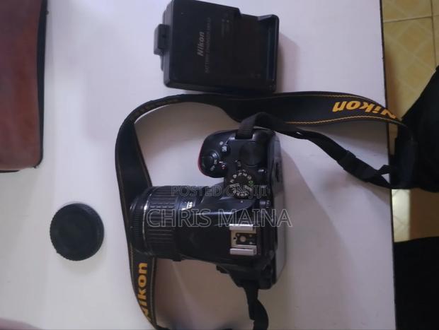 Nikon D3500 - thumbnail 4