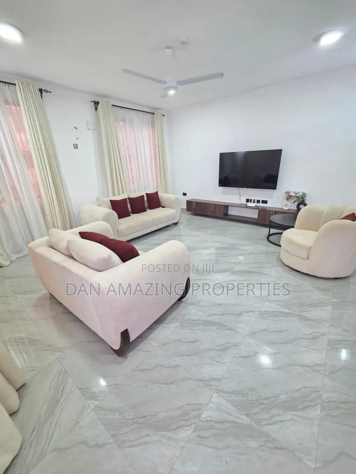 Furnished 4bdrm Villa in Diani 2Nd Row for sale