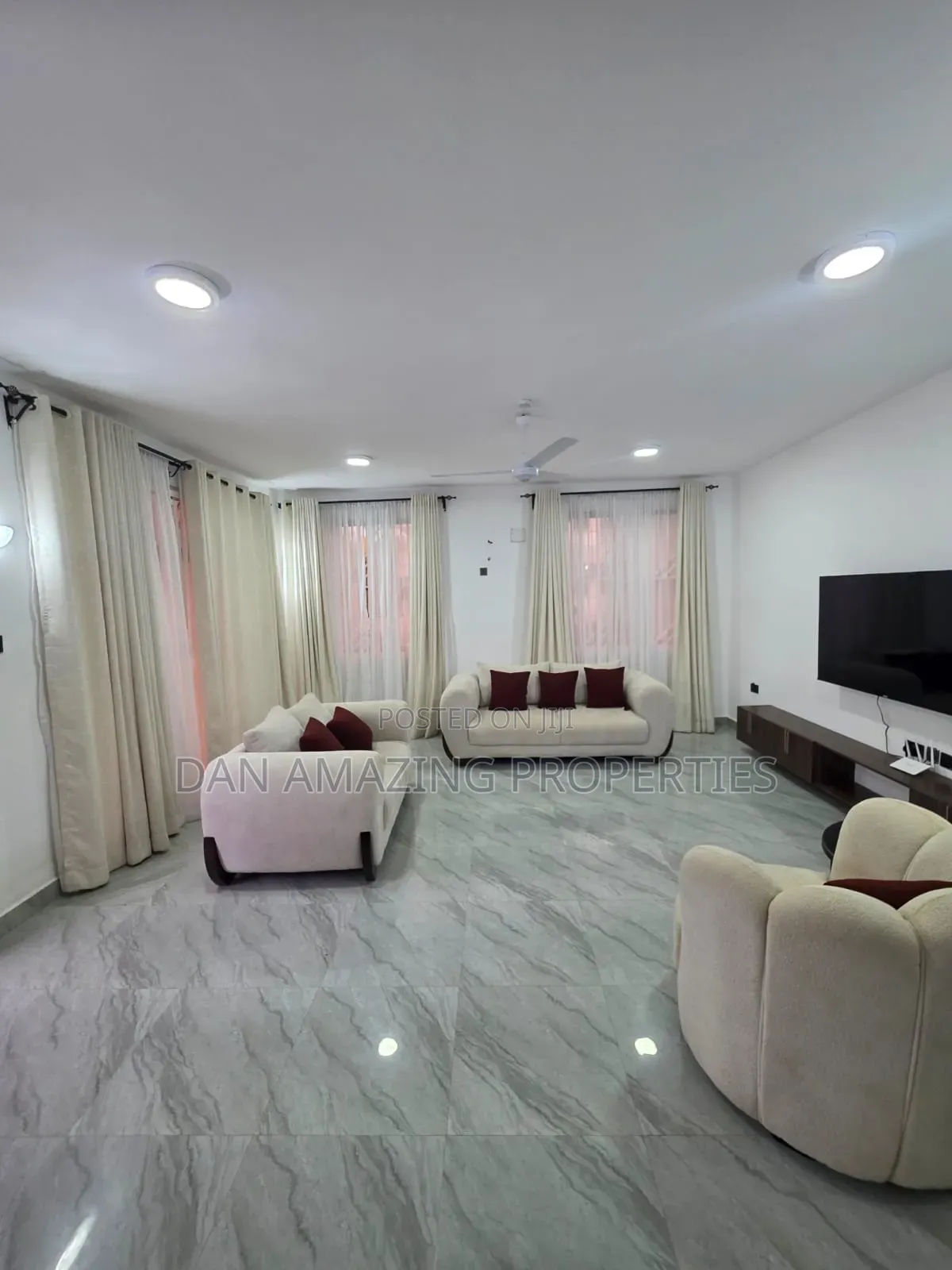 Furnished 4bdrm Villa in Diani 2Nd Row for sale