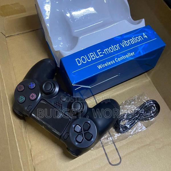 Double Motor Vibration Ps4 Wireless Controller for Action and Racing G