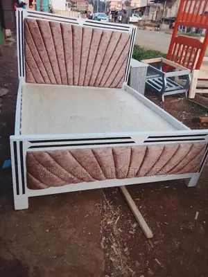 Brown Chester Bed 5x6