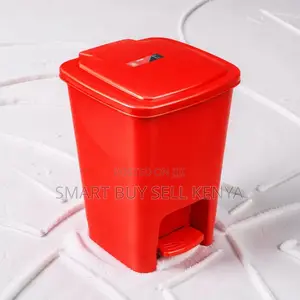 Wide Opening 30 Litres Hard Plastic Step Pedal Waste Garbage Dust Bin