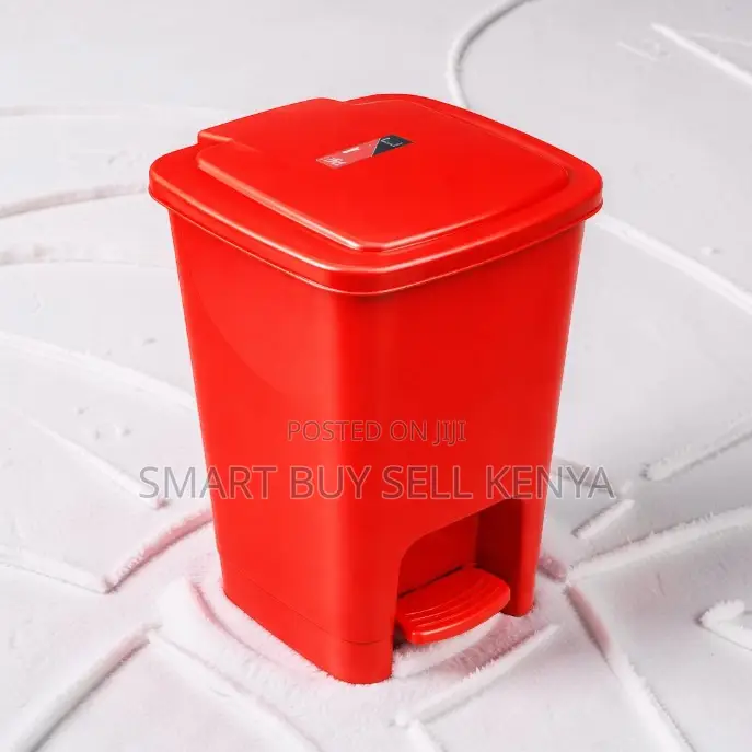Wide Opening 30 Litres Hard Plastic Step Pedal Waste Garbage Dust Bin