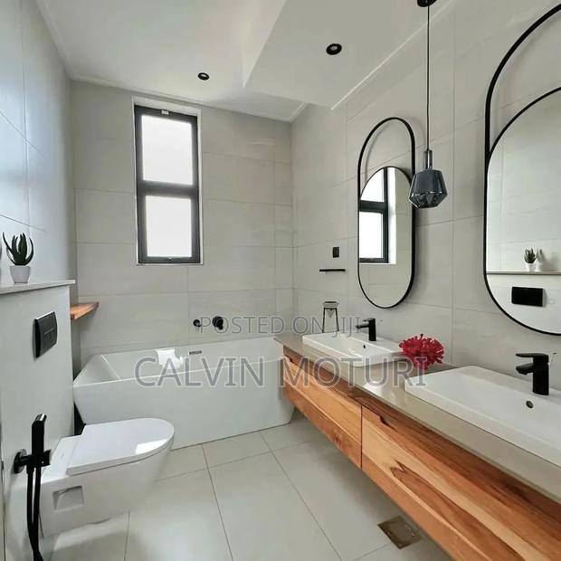 4bdrm Villa in Hardy for sale