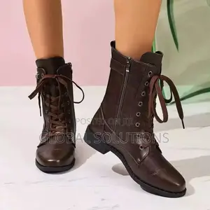 Stylish Mid-calf Walker Boots