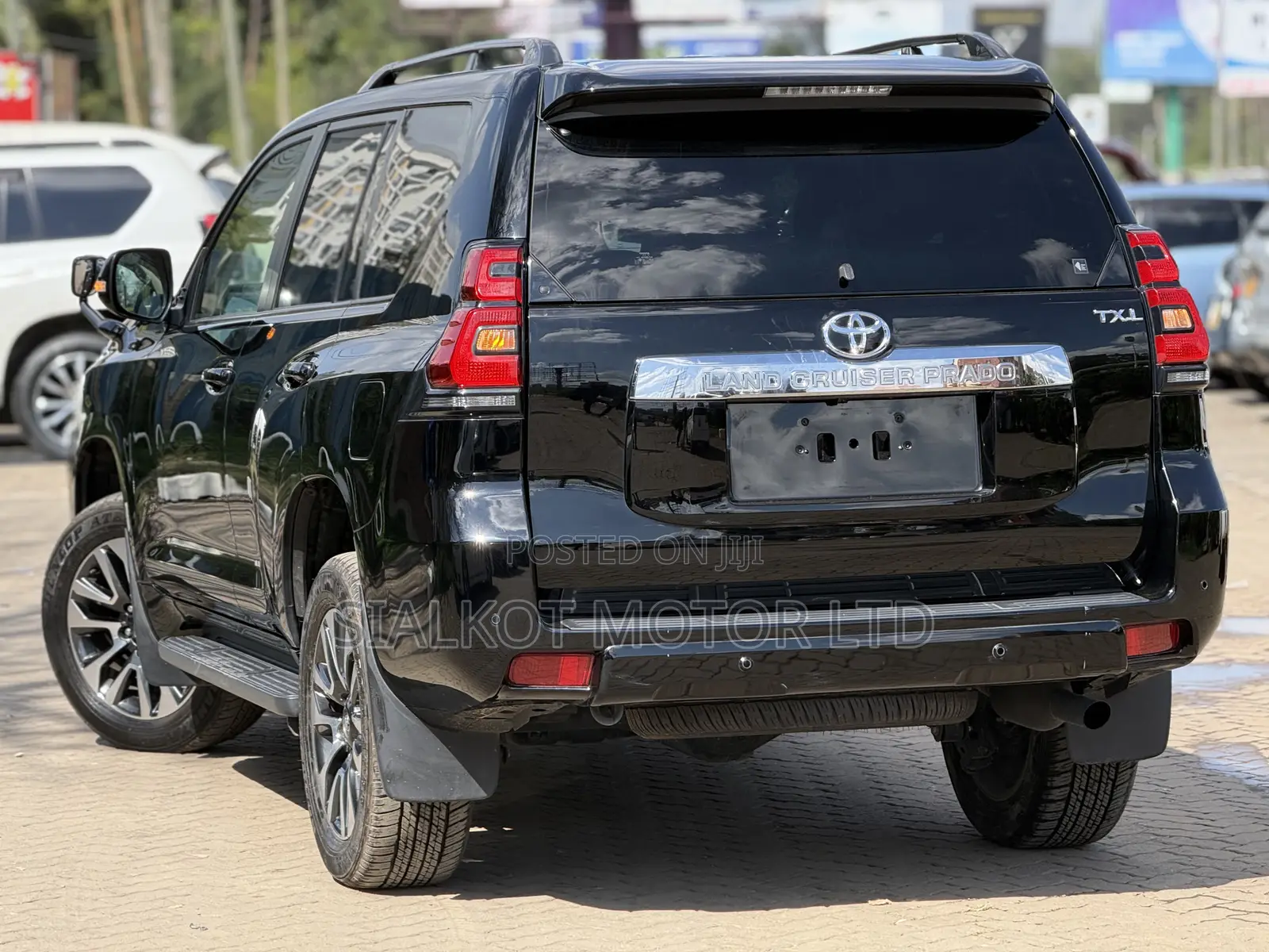 Toyota Land Cruiser Prado 2.7 2022 Black