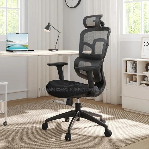 Breathable Mesh Orgonomic Office Chair