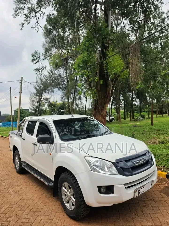 Isuzu D-MAX 2014 White