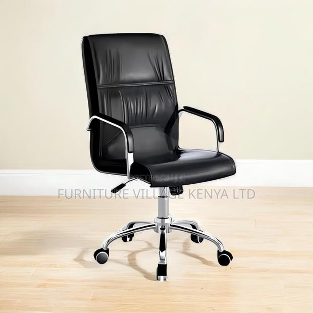 Swivel Leather Office Workstation Chair
