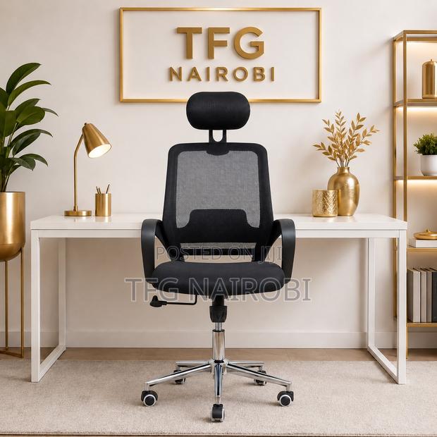 Black Ergonomic Mesh Office Chair With Headrest | Bifma Certified - thumbnail 4