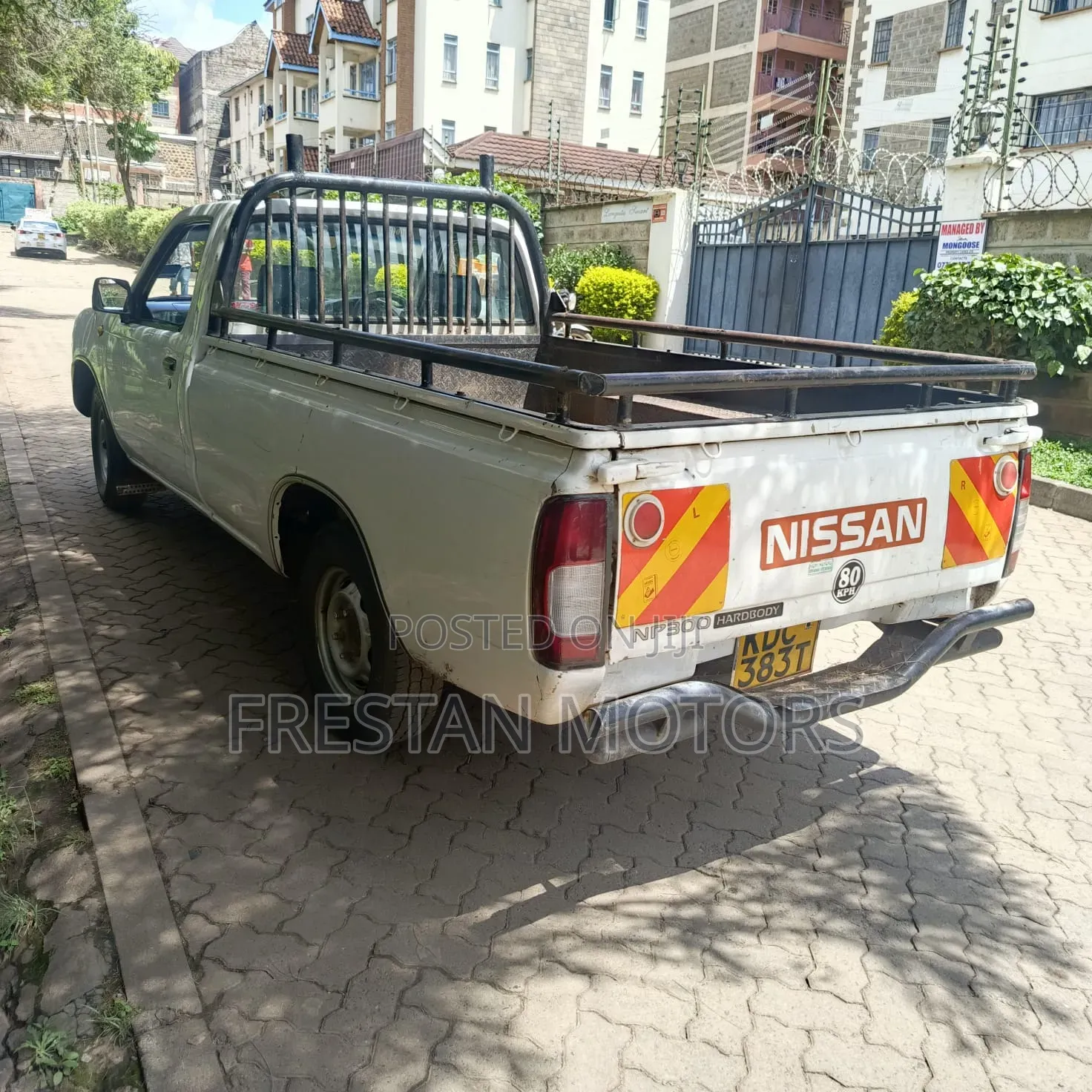 Nissan Hardbody 2002 White