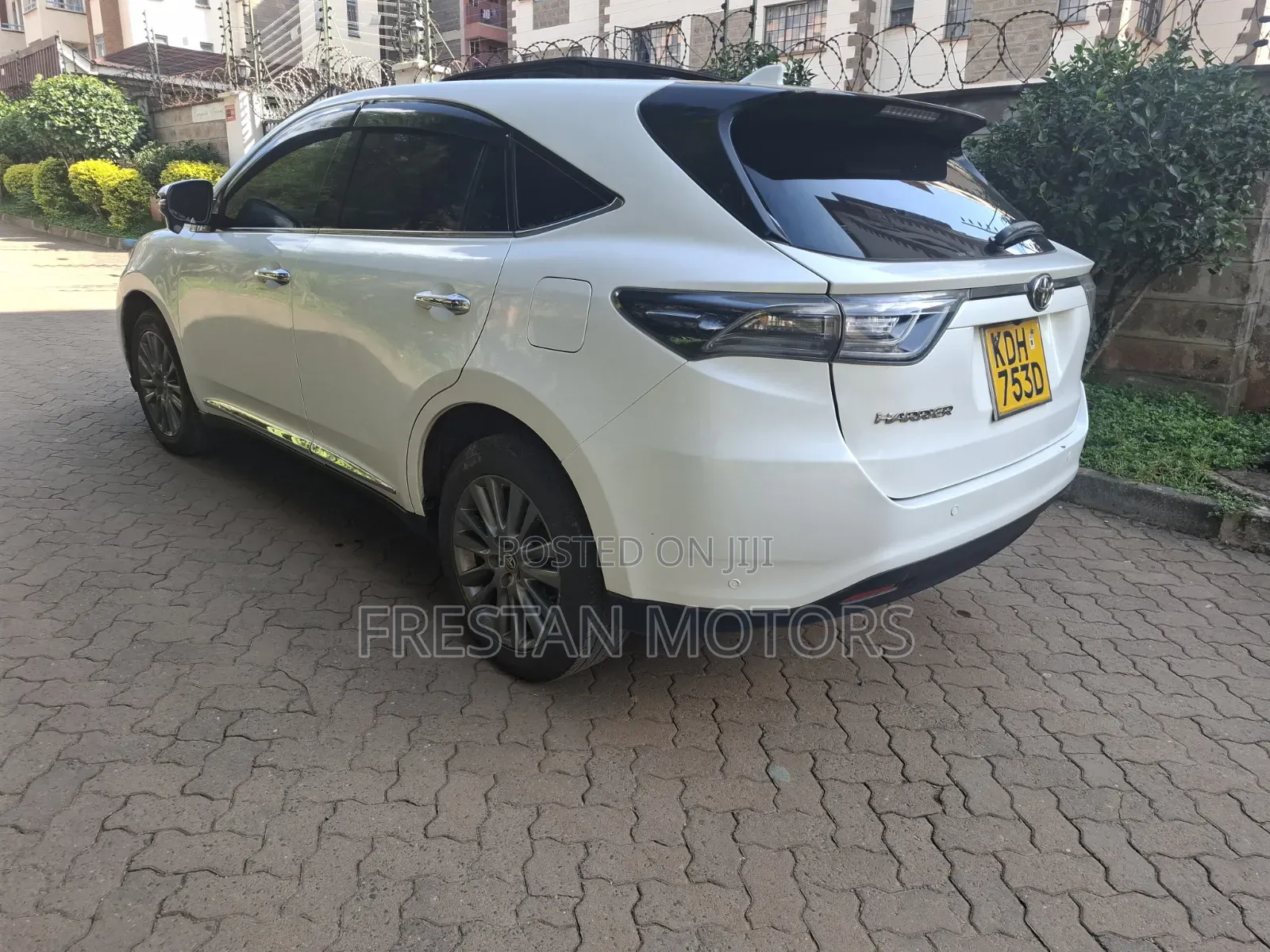 Toyota Harrier 2014 White