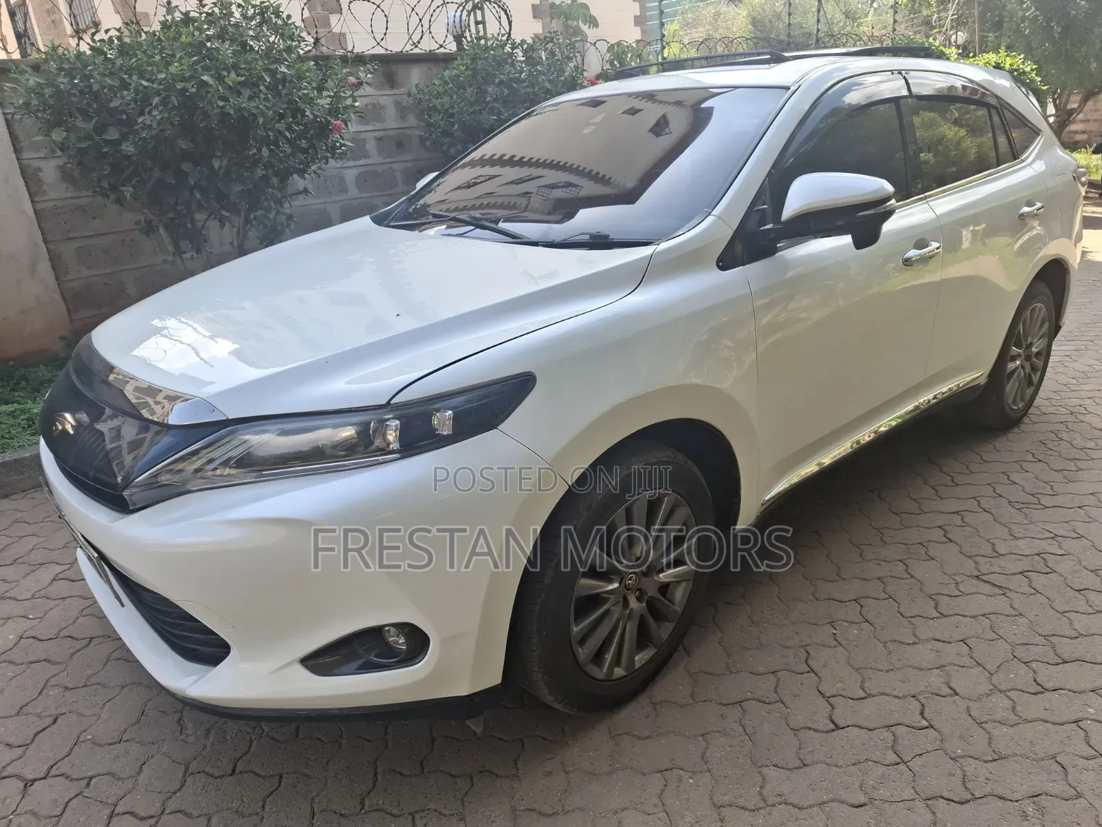 Toyota Harrier 2014 White