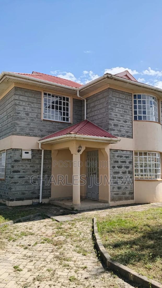 4bdrm Maisonette in Kag, Kitengela for sale