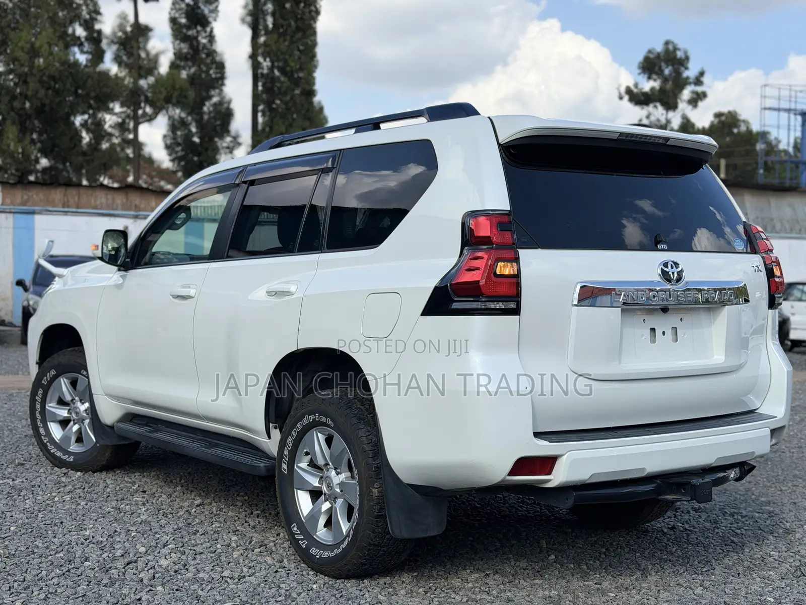 Toyota Land Cruiser Prado 2.7 2019 White