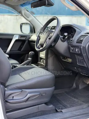 Toyota Land Cruiser Prado 2.7 2019 White