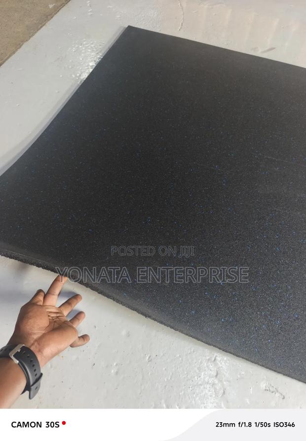 1m by 1m Rubber Tile 15mm Thick