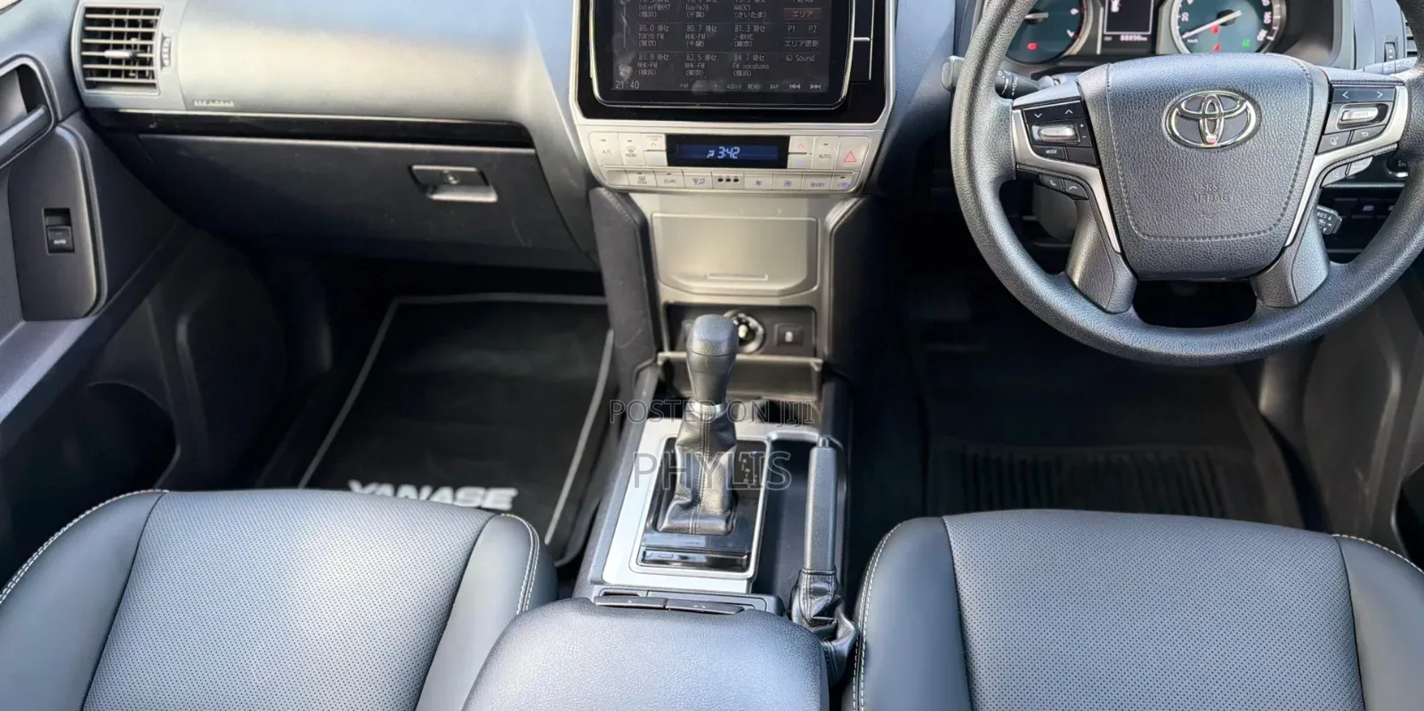 Toyota Land Cruiser Prado 2.7 2019 White