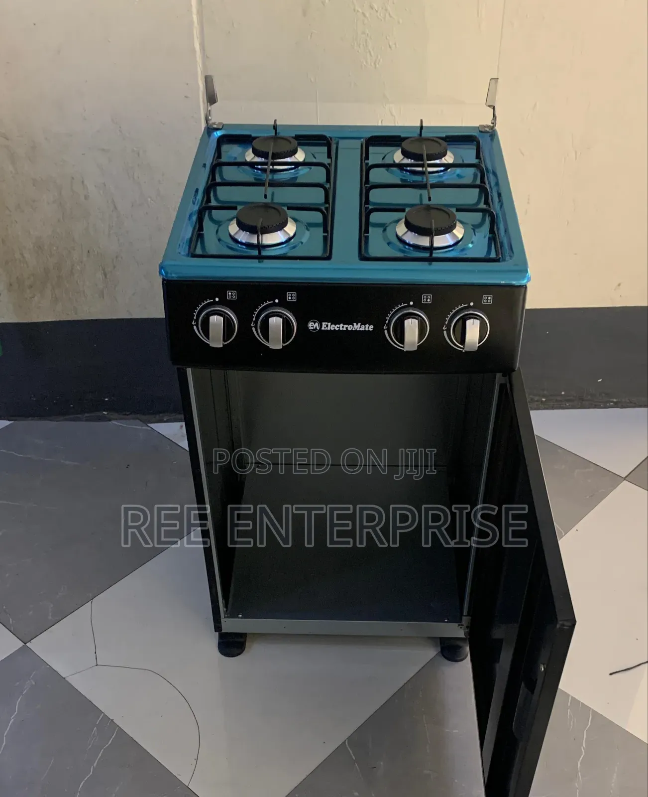 Full Gas Standing Cooker* With Gas Compatiment