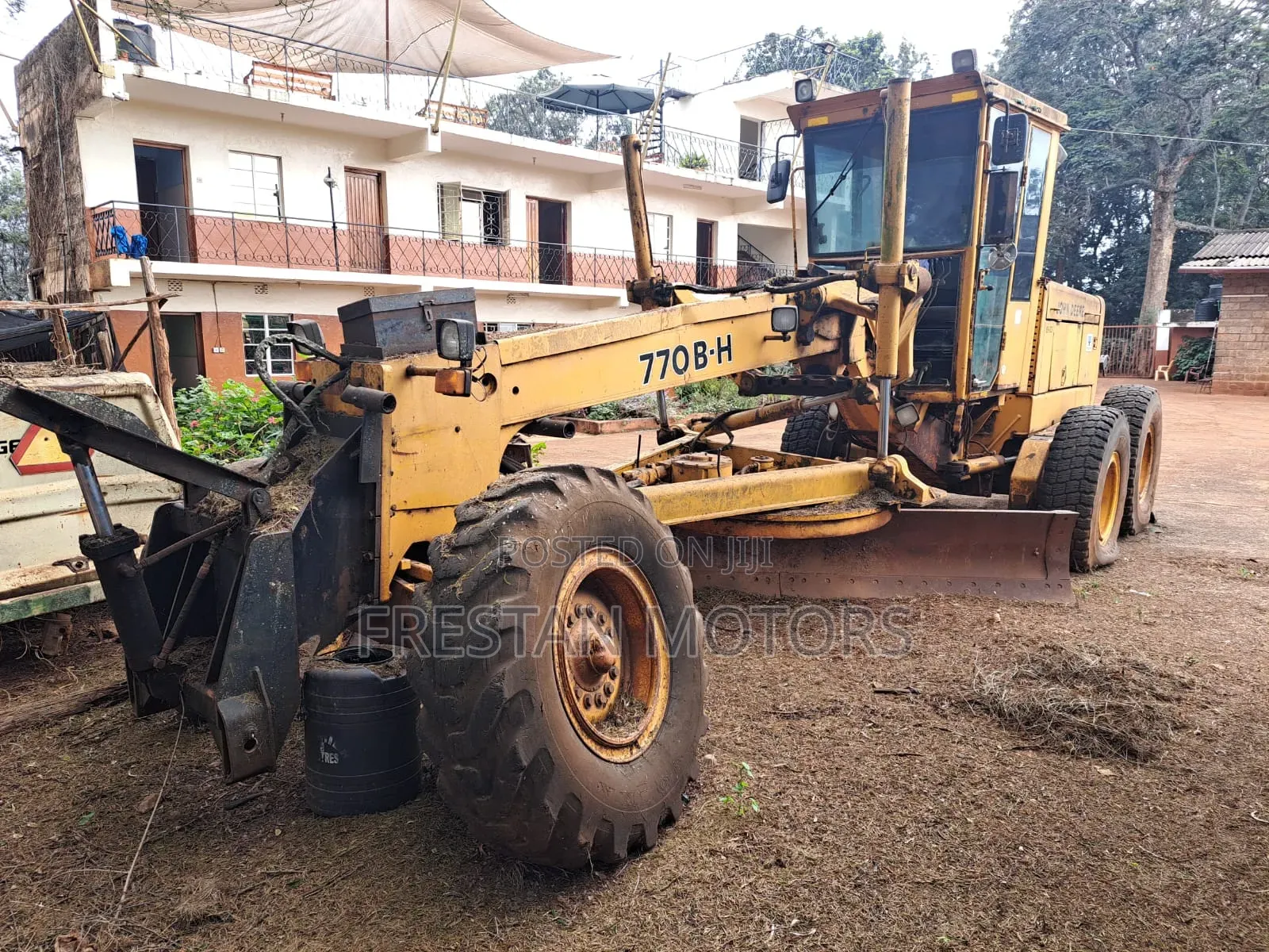 John Deere Grader