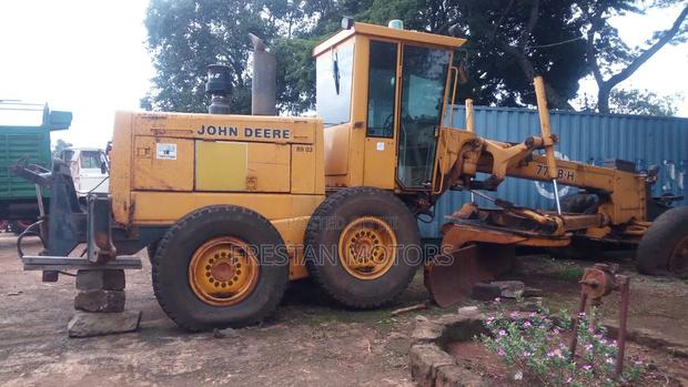 John Deere Grader - thumbnail 5
