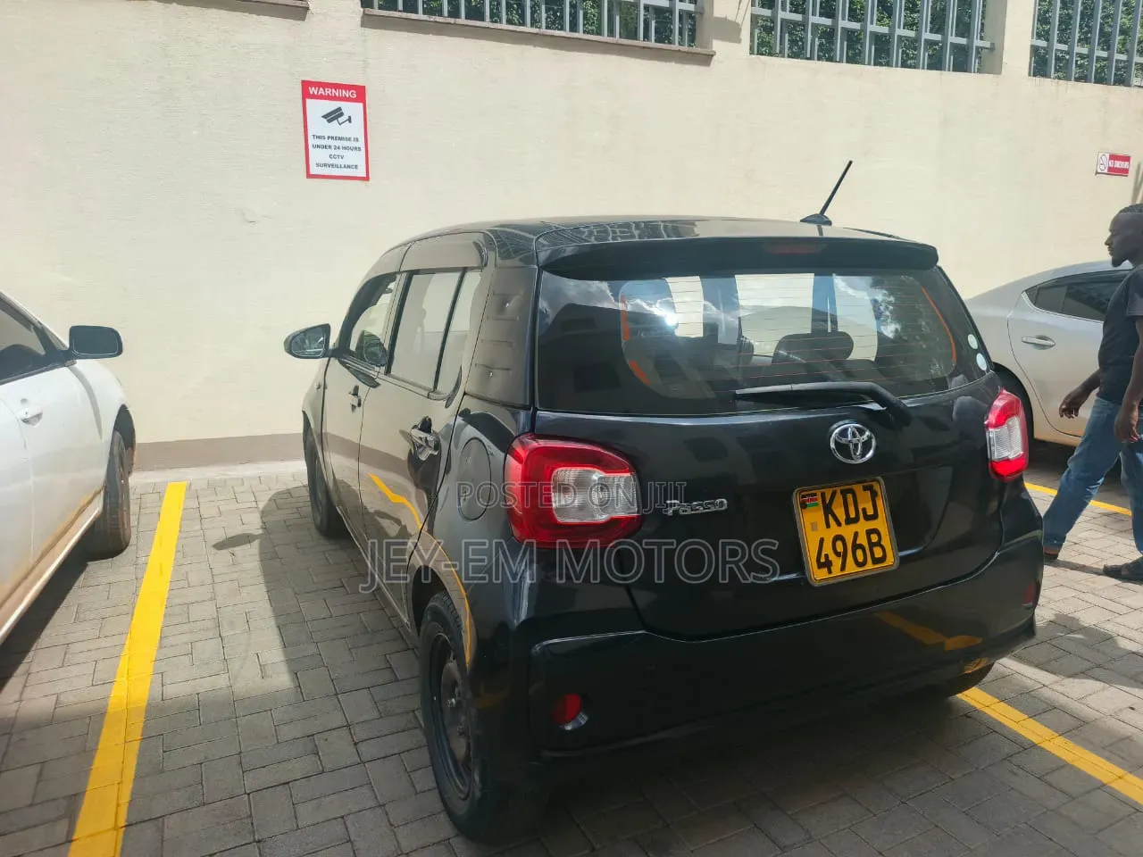 Toyota Passo 1.0 AWD 2017 Black