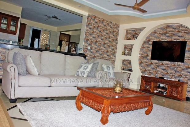 Sea View 3 Bedroom Apartment Near Beach