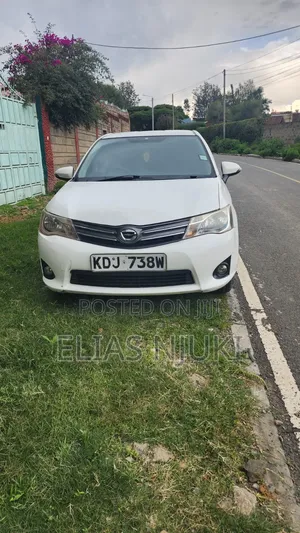 Toyota Axio 1.5 G 2WD 2015 White
