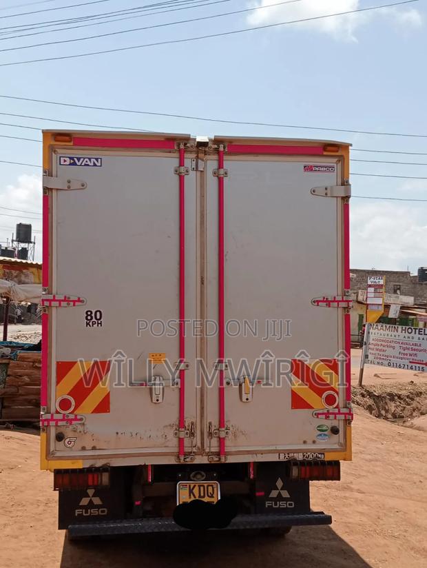 Fuso Canter - thumbnail 2